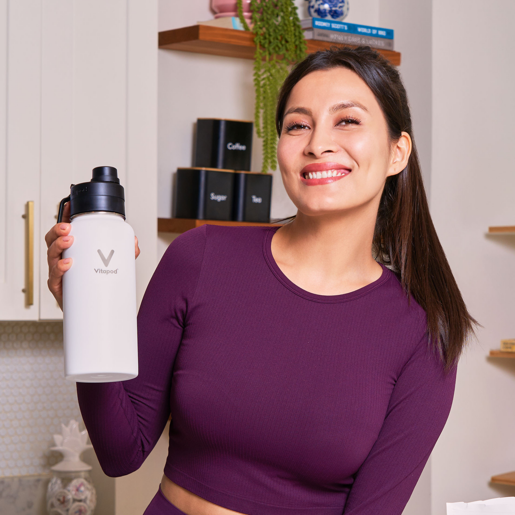 Vitapod Go bottle in use